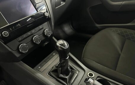 Skoda Octavia, 2019 год, 1 250 000 рублей, 13 фотография