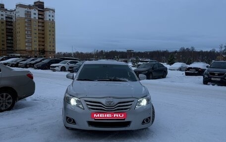 Toyota Camry, 2010 год, 1 300 000 рублей, 3 фотография