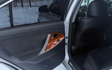 Toyota Camry, 2010 год, 1 300 000 рублей, 8 фотография