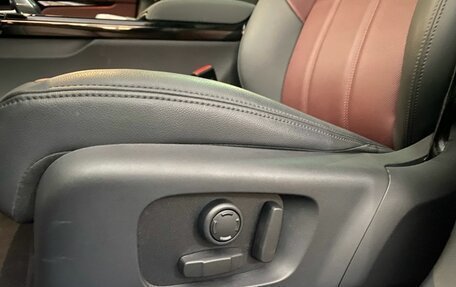 Land Rover Range Rover Evoque II, 2025 год, 6 000 000 рублей, 21 фотография