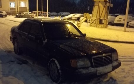 Mercedes-Benz W124, 1988 год, 220 000 рублей, 2 фотография