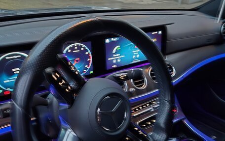 Mercedes-Benz E-Класс, 2020 год, 4 700 000 рублей, 5 фотография