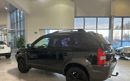 Hyundai Tucson III, 2005 год, 910 000 рублей, 2 фотография