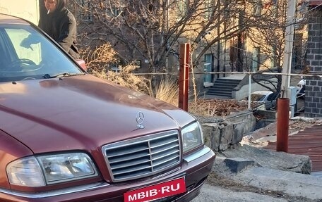 Mercedes-Benz C-Класс, 1999 год, 500 000 рублей, 1 фотография