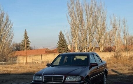 Mercedes-Benz C-Класс, 1999 год, 500 000 рублей, 4 фотография