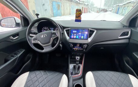 Hyundai Solaris II рестайлинг, 2017 год, 1 527 000 рублей, 8 фотография