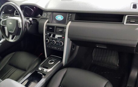 Land Rover Discovery Sport I рестайлинг, 2018 год, 2 290 000 рублей, 15 фотография