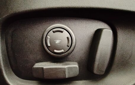 Land Rover Discovery Sport I рестайлинг, 2018 год, 2 290 000 рублей, 19 фотография