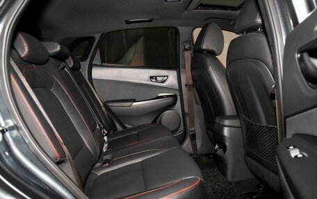 Hyundai Kona I, 2021 год, 2 400 000 рублей, 7 фотография