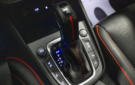 Hyundai Kona I, 2021 год, 2 400 000 рублей, 17 фотография