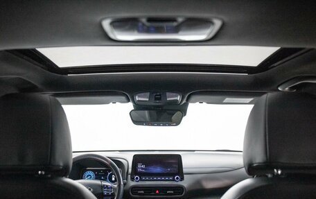 Hyundai Kona I, 2021 год, 2 400 000 рублей, 24 фотография