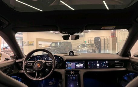 Porsche Taycan I, 2022 год, 9 998 000 рублей, 16 фотография