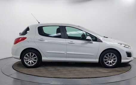 Peugeot 308 II, 2011 год, 649 000 рублей, 2 фотография