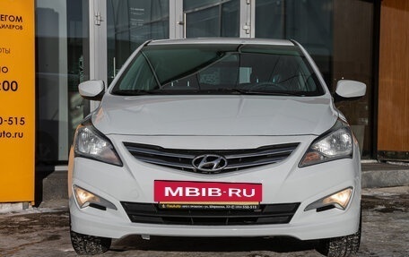 Hyundai Solaris II рестайлинг, 2015 год, 949 000 рублей, 4 фотография