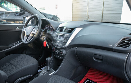 Hyundai Solaris II рестайлинг, 2015 год, 949 000 рублей, 21 фотография