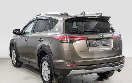 Toyota RAV4, 2018 год, 2 640 000 рублей, 7 фотография
