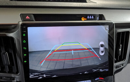 Toyota RAV4, 2018 год, 2 640 000 рублей, 24 фотография