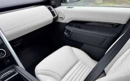 Land Rover Discovery IV, 2025 год, 7 742 000 рублей, 12 фотография