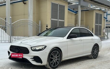 Mercedes-Benz E-Класс, 2021 год, 3 950 000 рублей, 3 фотография