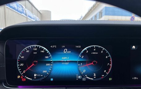 Mercedes-Benz E-Класс, 2021 год, 3 950 000 рублей, 16 фотография