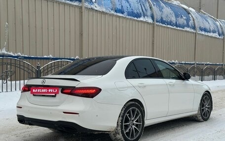 Mercedes-Benz E-Класс, 2021 год, 3 950 000 рублей, 6 фотография