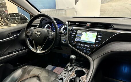 Toyota Camry, 2019 год, 2 850 000 рублей, 12 фотография
