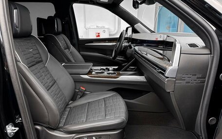 Cadillac Escalade V, 2025 год, 22 900 000 рублей, 14 фотография