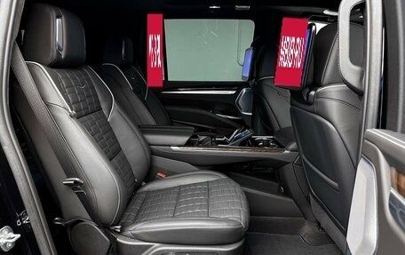 Cadillac Escalade V, 2025 год, 22 900 000 рублей, 28 фотография