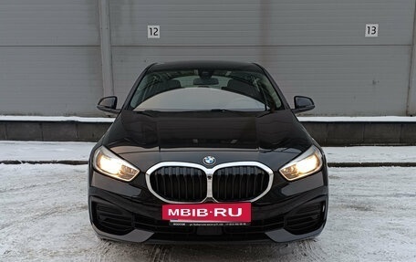BMW 1 серия, 2020 год, 2 369 000 рублей, 2 фотография