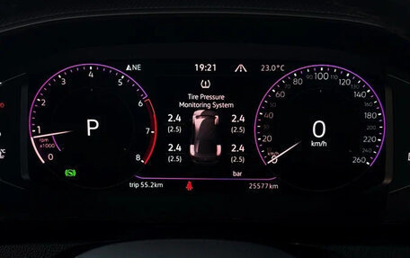 Volkswagen Passat CC, 2024 год, 4 520 000 рублей, 24 фотография