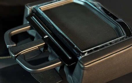 Volkswagen Passat CC, 2024 год, 4 520 000 рублей, 33 фотография