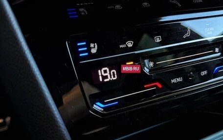 Volkswagen Passat CC, 2024 год, 4 520 000 рублей, 27 фотография