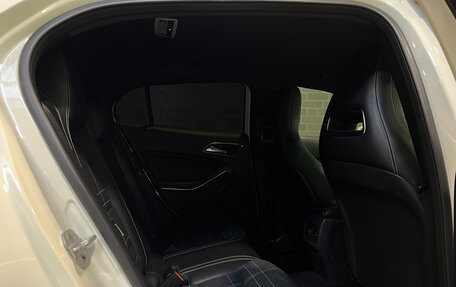 Mercedes-Benz GLA, 2015 год, 1 960 000 рублей, 12 фотография