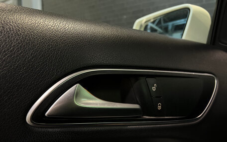 Mercedes-Benz GLA, 2015 год, 1 960 000 рублей, 16 фотография