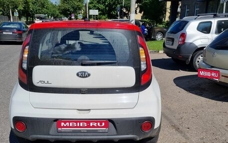 KIA Soul II рестайлинг, 2019 год, 1 970 000 рублей, 4 фотография