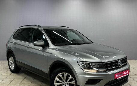 Volkswagen Tiguan II, 2017 год, 1 950 000 рублей, 3 фотография