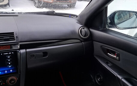 Mazda 3, 2006 год, 450 000 рублей, 10 фотография