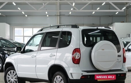 Chevrolet Niva I рестайлинг, 2019 год, 819 000 рублей, 5 фотография