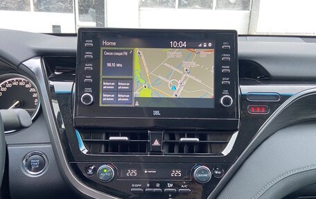 Toyota Camry, 2021 год, 3 400 000 рублей, 16 фотография