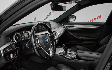 BMW 5 серия, 2018 год, 3 300 000 рублей, 10 фотография