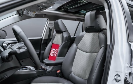 Toyota RAV4, 2025 год, 4 420 000 рублей, 17 фотография