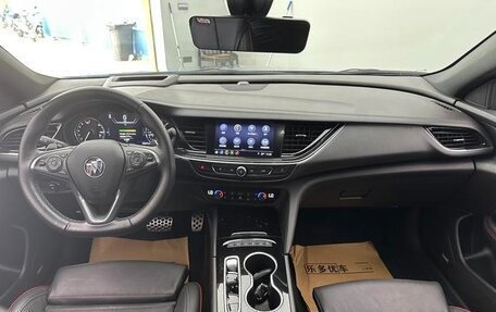 Buick Regal VI, 2022 год, 3 350 000 рублей, 11 фотография