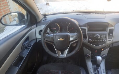 Chevrolet Cruze II, 2011 год, 850 000 рублей, 5 фотография