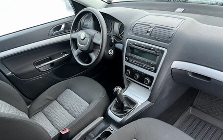 Skoda Octavia, 2009 год, 595 000 рублей, 10 фотография