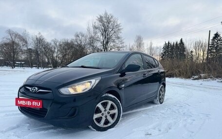 Hyundai Solaris II рестайлинг, 2012 год, 535 000 рублей, 18 фотография