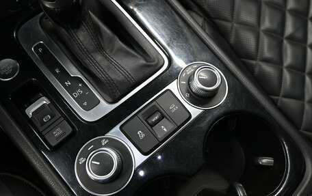 Volkswagen Touareg III, 2016 год, 3 645 000 рублей, 25 фотография