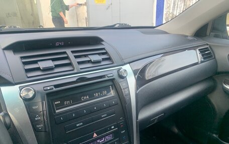 Toyota Camry, 2015 год, 1 550 000 рублей, 5 фотография