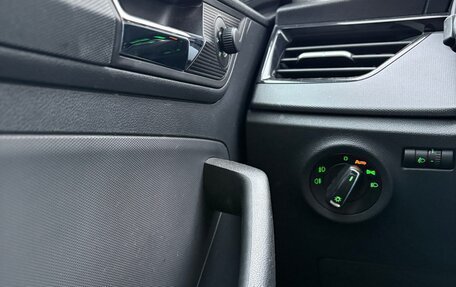 Skoda Rapid II, 2021 год, 1 650 000 рублей, 11 фотография