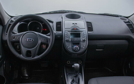 KIA Soul I рестайлинг, 2011 год, 800 000 рублей, 13 фотография