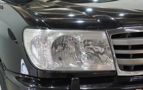 Toyota Land Cruiser 100 рестайлинг 2, 2006 год, 2 370 000 рублей, 7 фотография